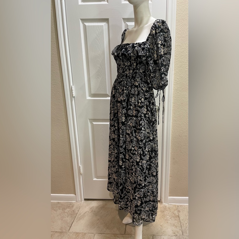 En Saison Smocked Paisley Midi Dress Size Medium - Picture 4 of 6